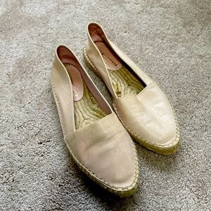 Alice & Olivia leather pointy flats